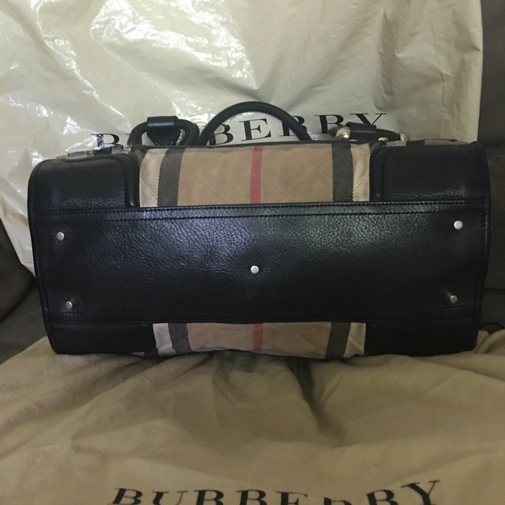 COPY - Authentic Burberry Plaid Handbag-original receipt - Picture 6 of 15